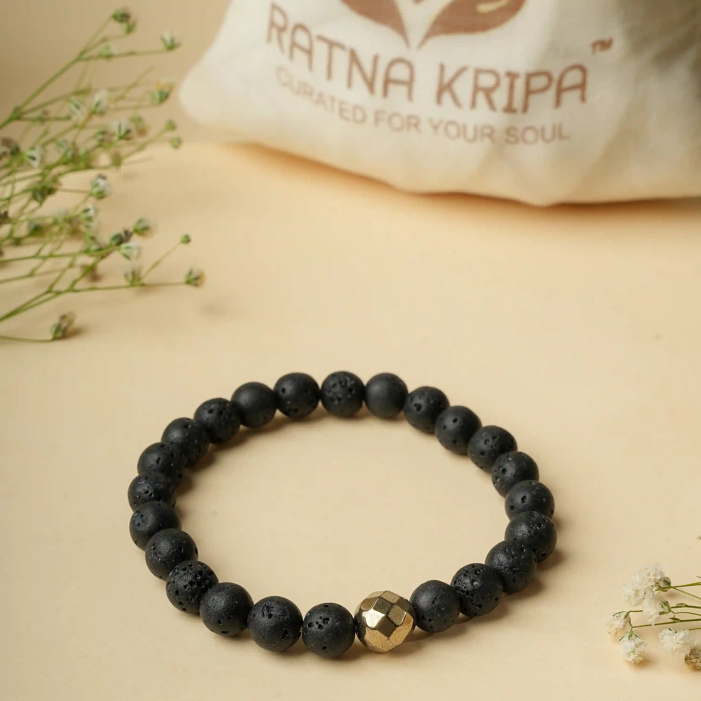AAALava_Stone_Wristlet