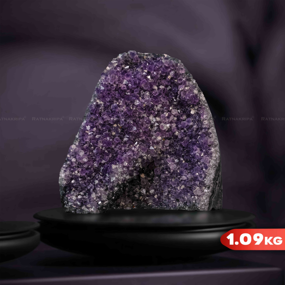 Amethyst Geode - 1.09kg