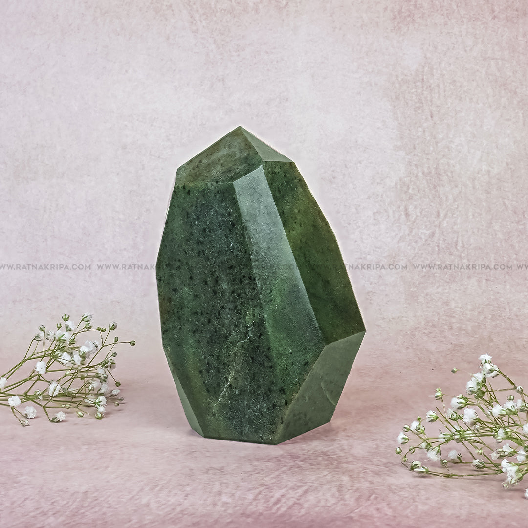 Green Aventurine - 714gm