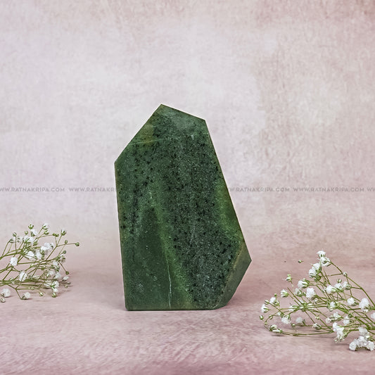 Green Aventurine - 710gm